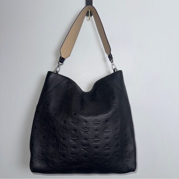 MCM Klara Large Black Leather Shoulder Bag - Picture 6 of 13